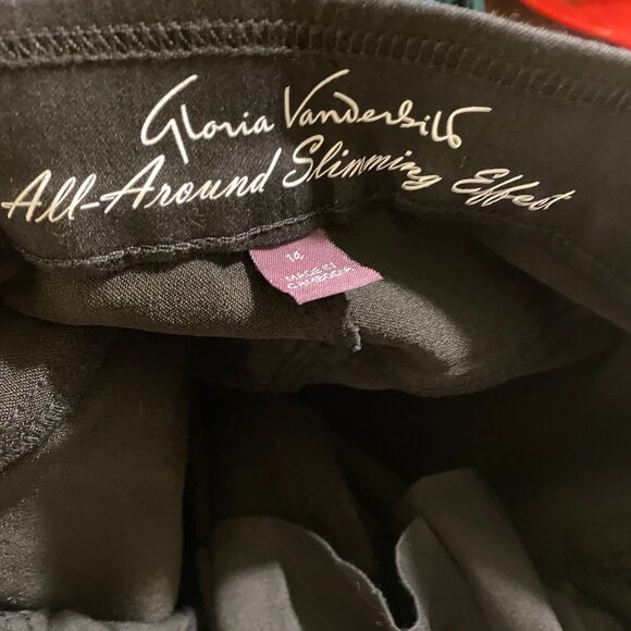 Gloria Vanderbilt Women's All Around Slimming Effect Pull-On High Rise Jean - Picture 7 of 8